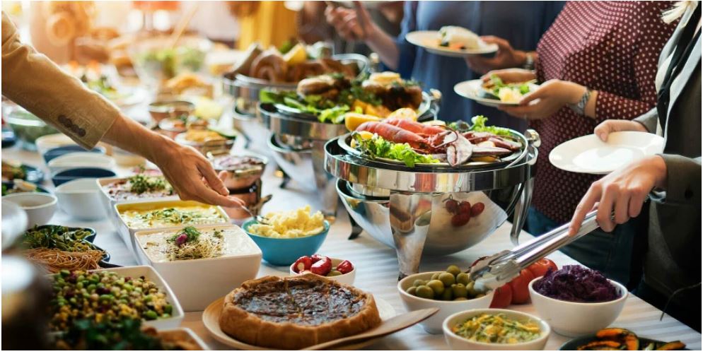 Đi ăn buffet nhớ cẩn thận với 2 loại đồ ăn này, hầu hết ai cũng rất thích