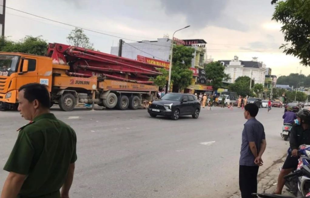 Tai nạn thương tâm ở Thanh Hóa: Hai ông cháu tử vong, bé gái 9 tuổi bị dập nát phần chân trái