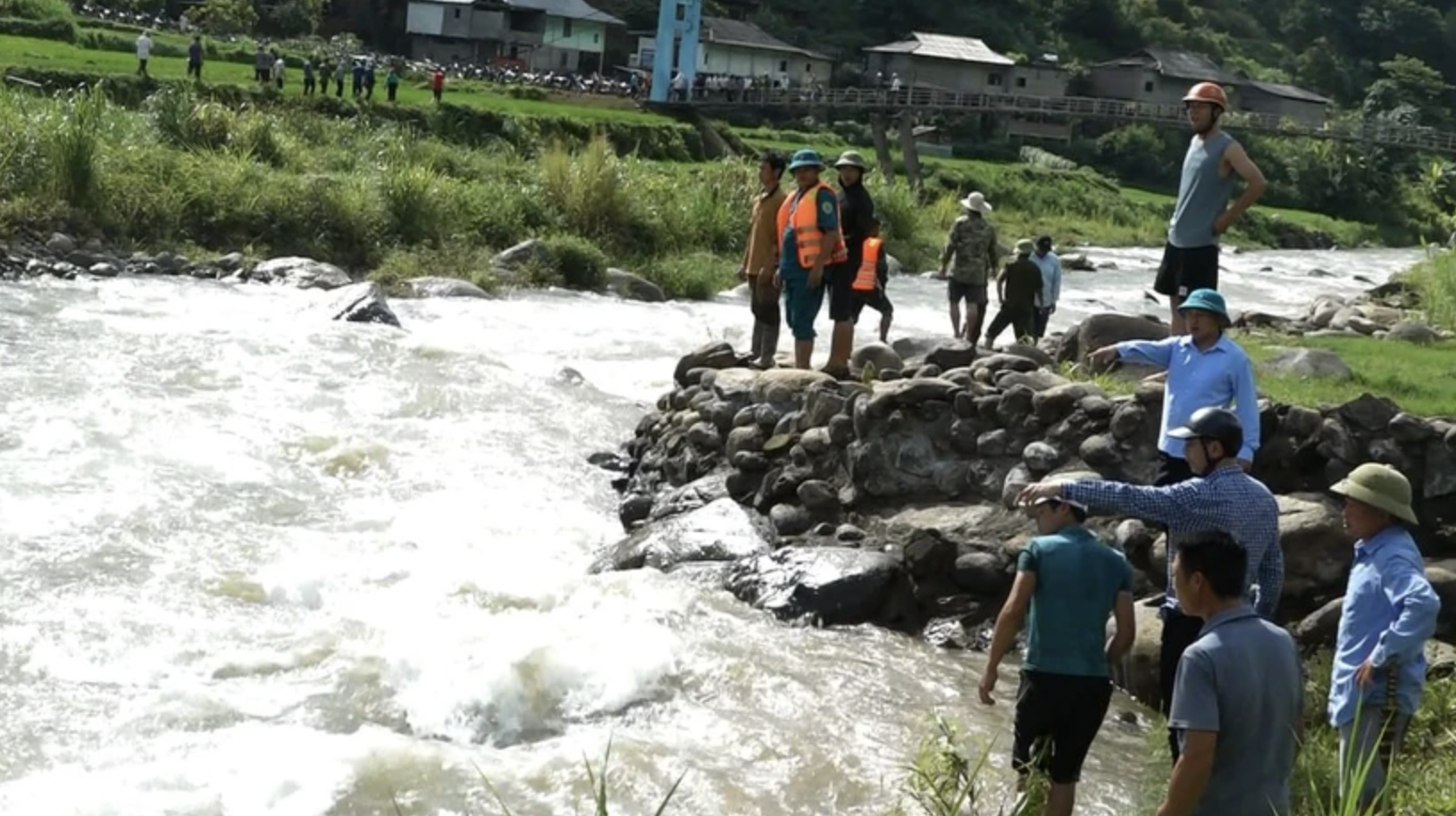 Không có phép màu nào trong vụ bé trai 13 tuổi bị đuối nước ở Yên Bái: Tìm thấy thi thể cách vị trí gặp nạn 3km