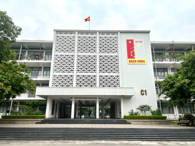 Điểm chuẩn Đại học Bách khoa Hà Nội 2024 CHÍNH THỨC: Có ngành đạt 9,5 điểm/môn vẫn trượt!