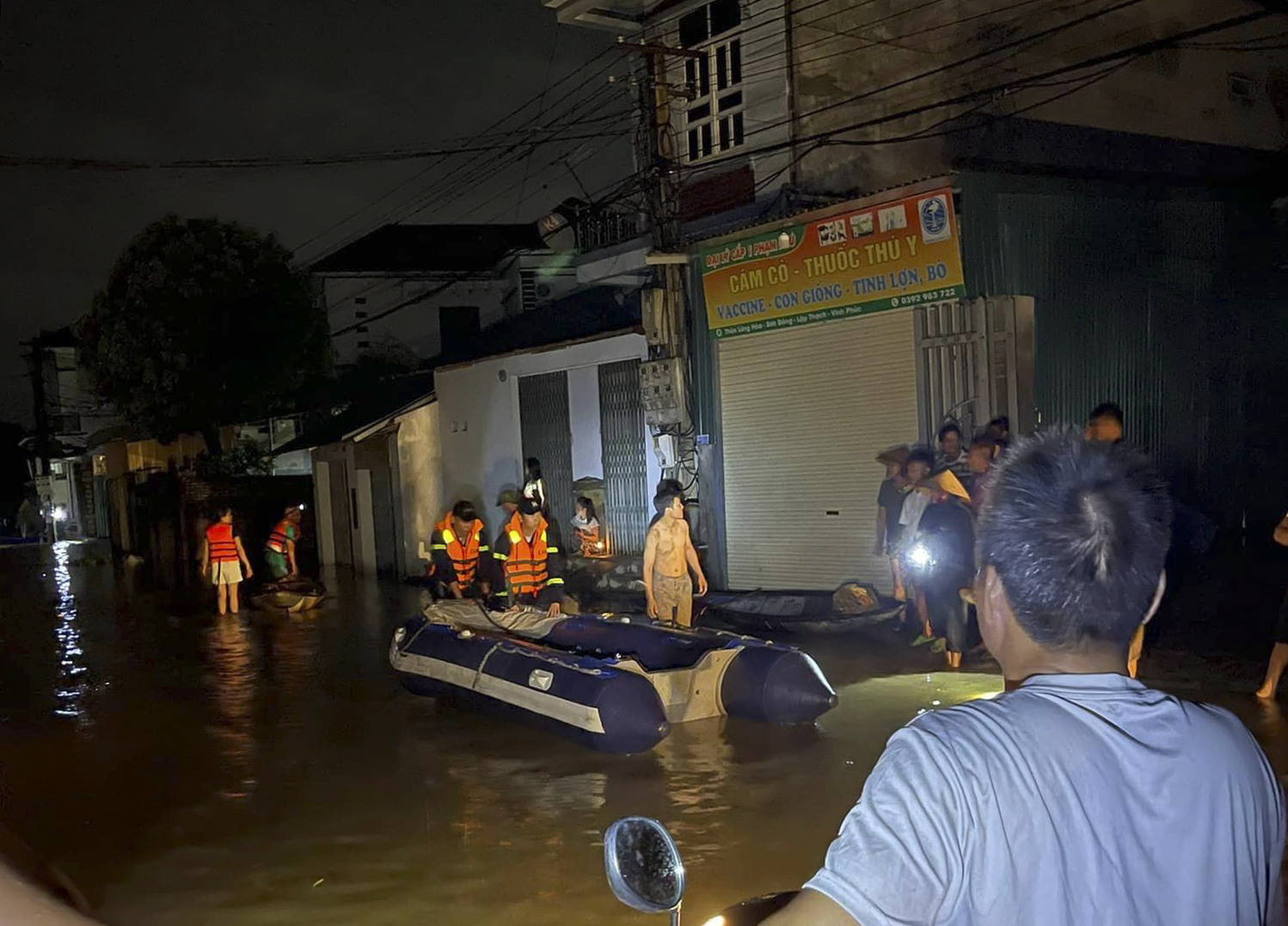 Tử vong do lật thuyền ở xã Sơn Đông, huyện Lập Thạch (Vĩnh Phúc)