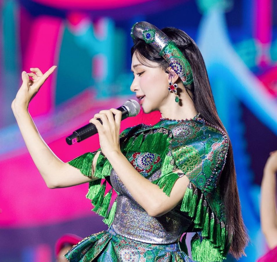 Mạng xã hội ‘dậy sóng’ vì Hòa Minzy