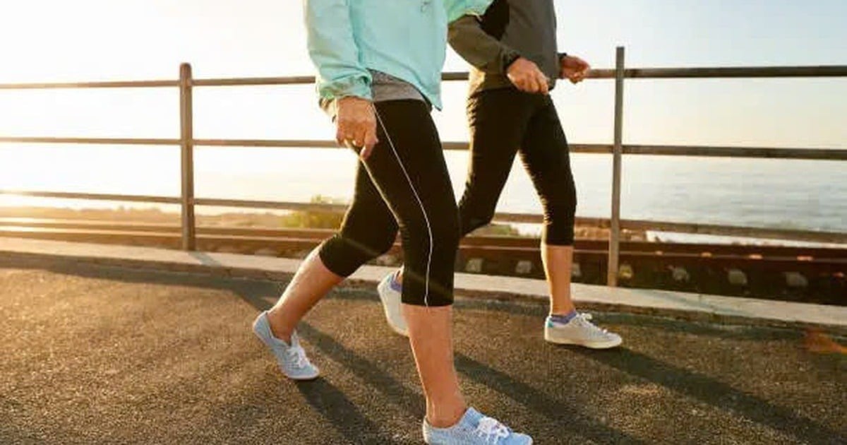 Lợi ích không ngờ của việc đi bộ 30 phút mỗi ngày