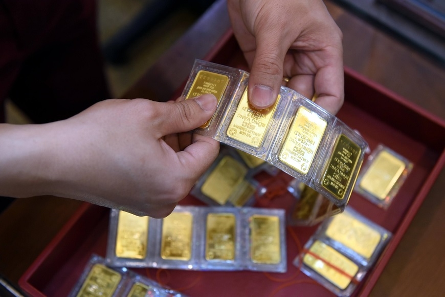 Giá vàng chiều nay (10-8): Giữ giá ở mức đỉnh