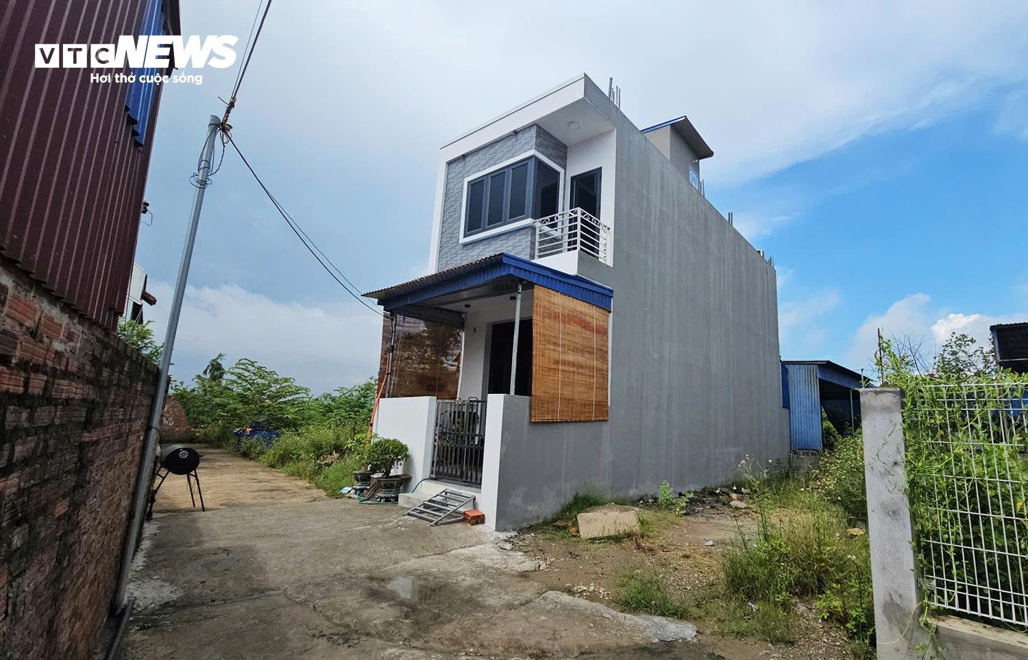 Chủ nhà xây nhầm đất ở Hải Phòng: “Bất đắc dĩ sẽ thuê thần đèn để di dời”