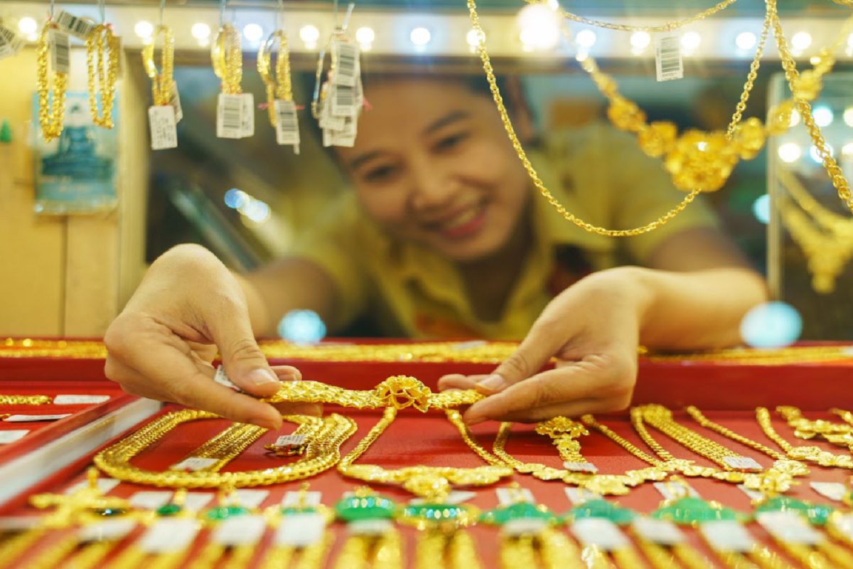 Giá vàng hôm nay (23-9): Vàng trong nước, vàng thế giới cùng tăng vọt