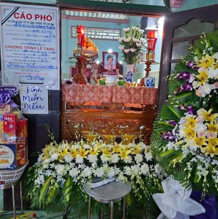 Đôi nam nữ giả vờ mua hàng rồi trộm điện thoại của người khuyết tật: Dư luận vô cùng phẫn nộ