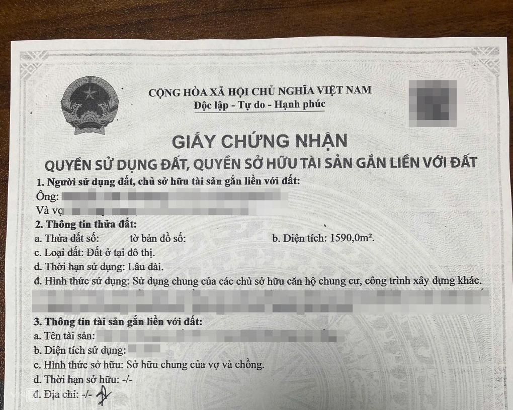 Vì sao người dân phải nộp sổ đỏ photocopy để ‘làm sạch dữ liệu đất đai’