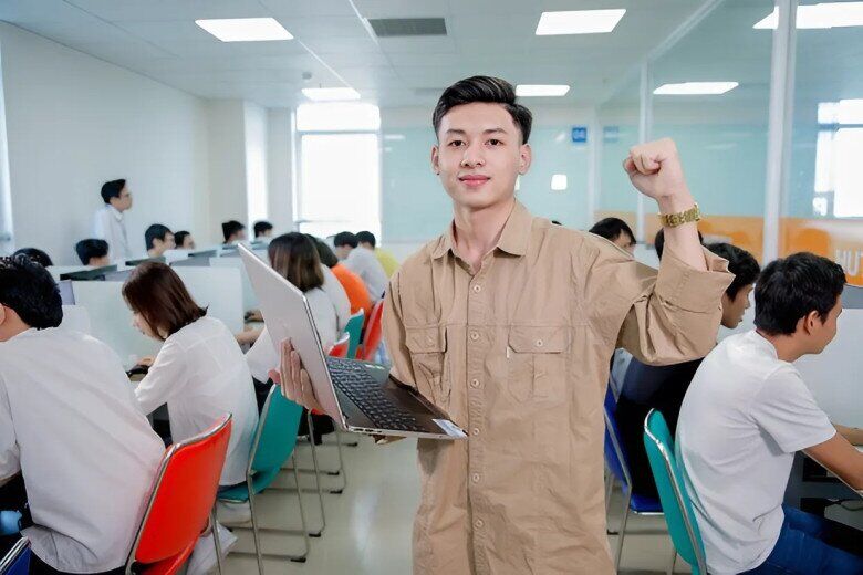 5 ngành học “không sợ thất nghiệp” tại Việt Nam: Ra trường dễ có việc, thu nhập cực cao